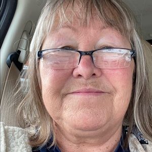 Meet your Posher, Vicky